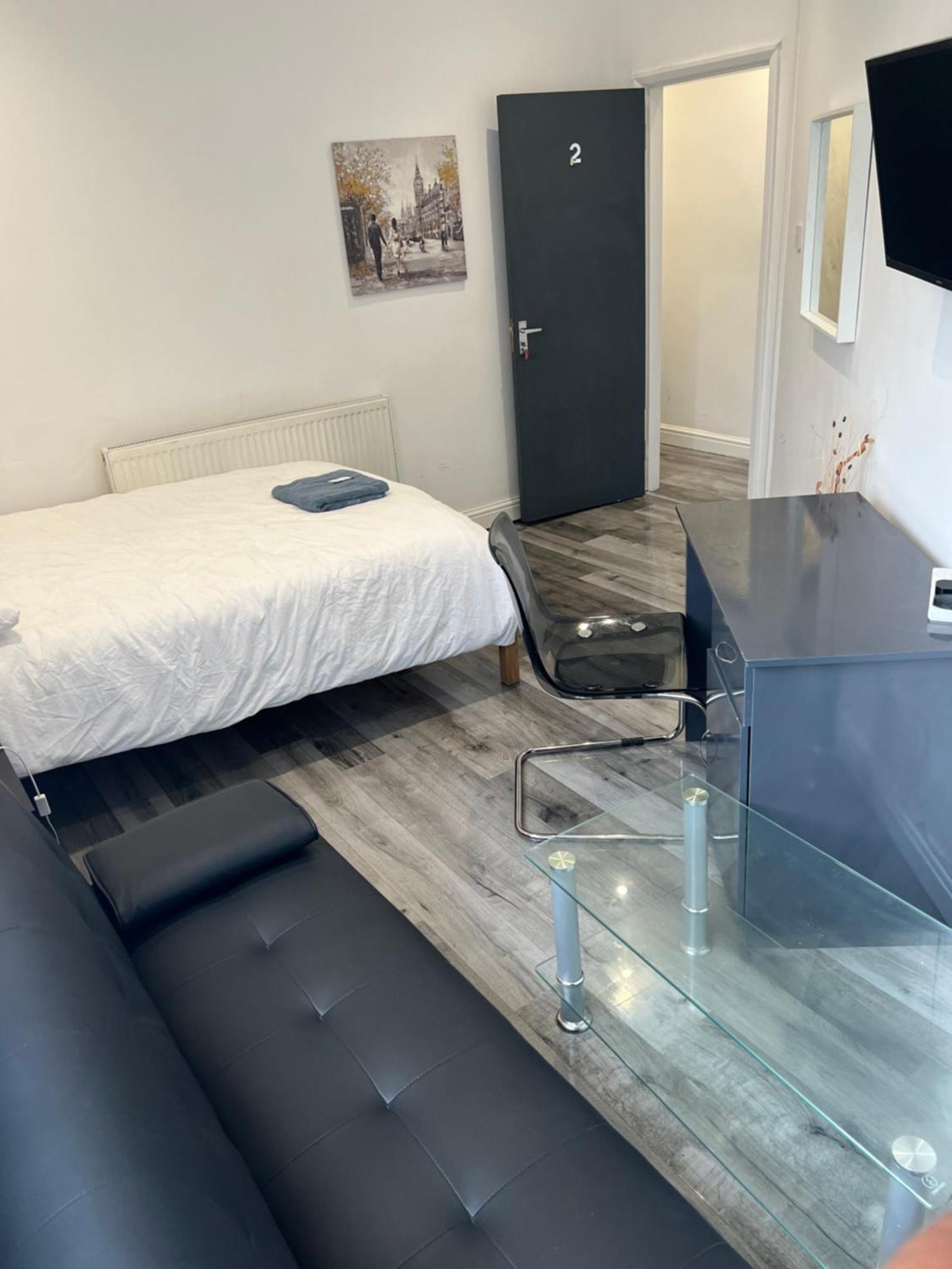 Zams Rooms Stoke-on-Trent Dış mekan fotoğraf